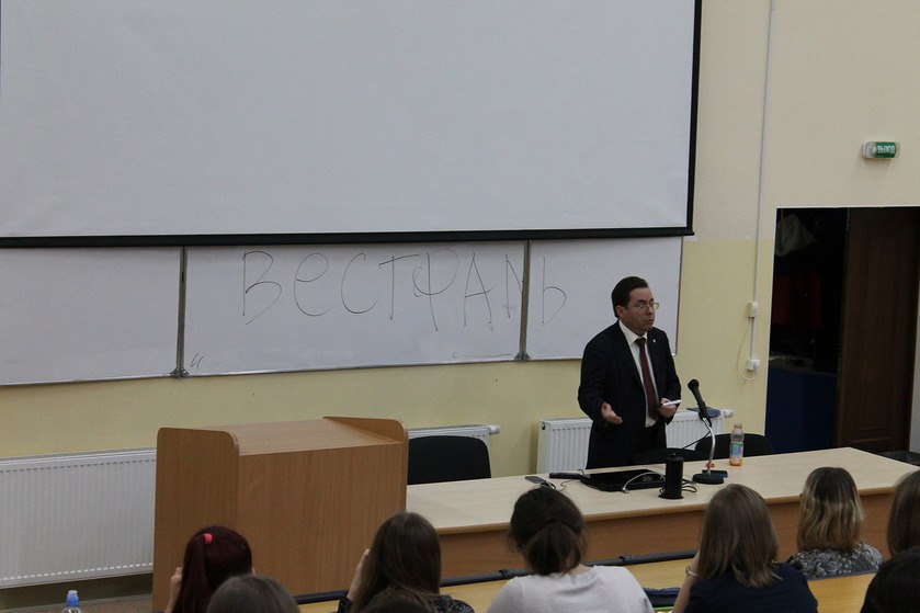 В ШБМ состоялась лекция О.Н. Барабанова