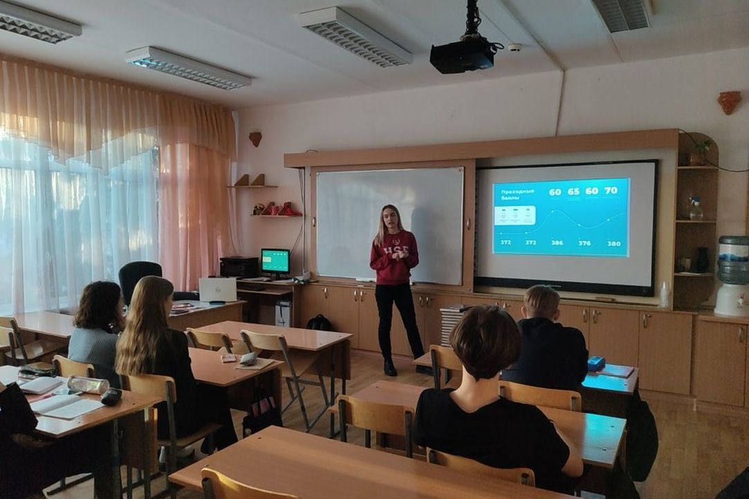 Амбассадор факультета Мария Поломошнова выступила в гимназии №42 (г. Барнаул)