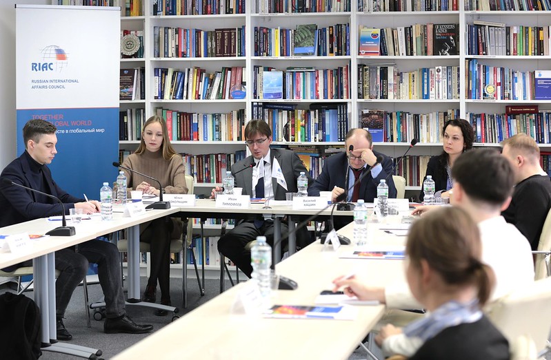 Эксперты факультета мировой экономики и мировой политики НИУ ВШЭ приняли участие в круглом столе РСМД